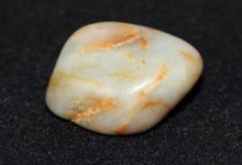 和田玉籽料分类-和田玉网