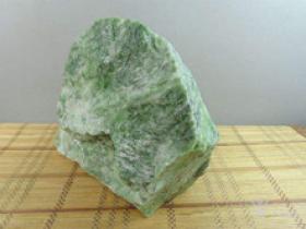 独山玉有哪些颜色和种类