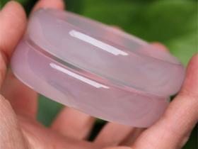 蓝田玉手镯价格因素