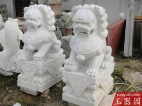 汉白玉狮子