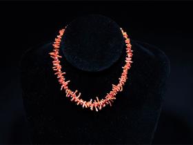红珊瑚项链