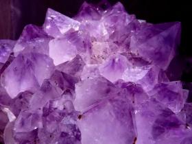 紫水晶含义
