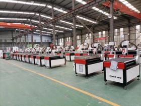 雕刻机厂家行业解析:选购指南与未来发展趋势