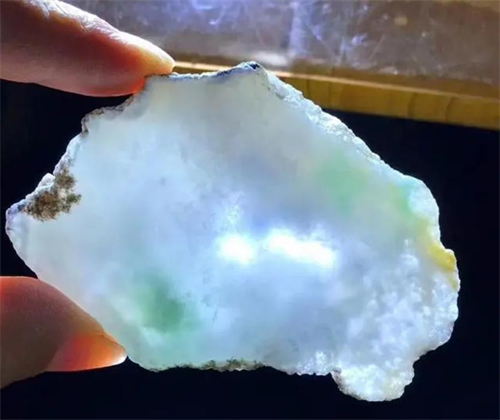 玻璃种冰种翡翠原石